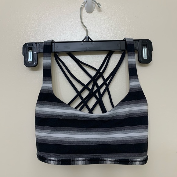 Lululemon Free To Be Wild Bra, size 4 - Picture 2 of 4